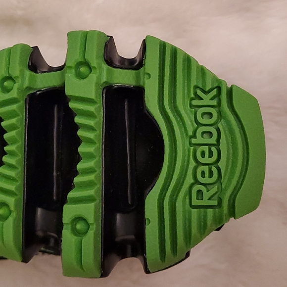 Winter Edition Reebok Zigtech Zigkick Trail Shoes 1.0 M6.5/UK6/EU38.5 main image 9